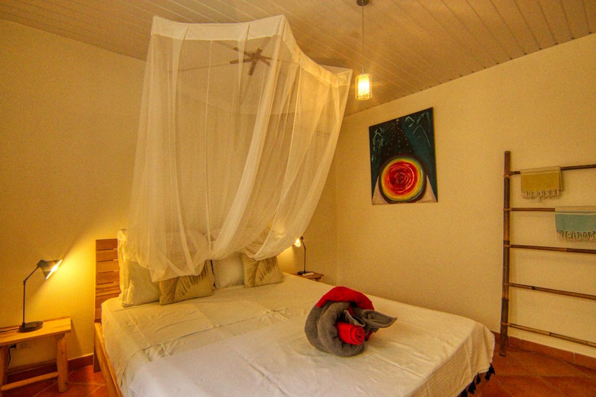 30Location villa piscine le diamant martinique_ chambre 3